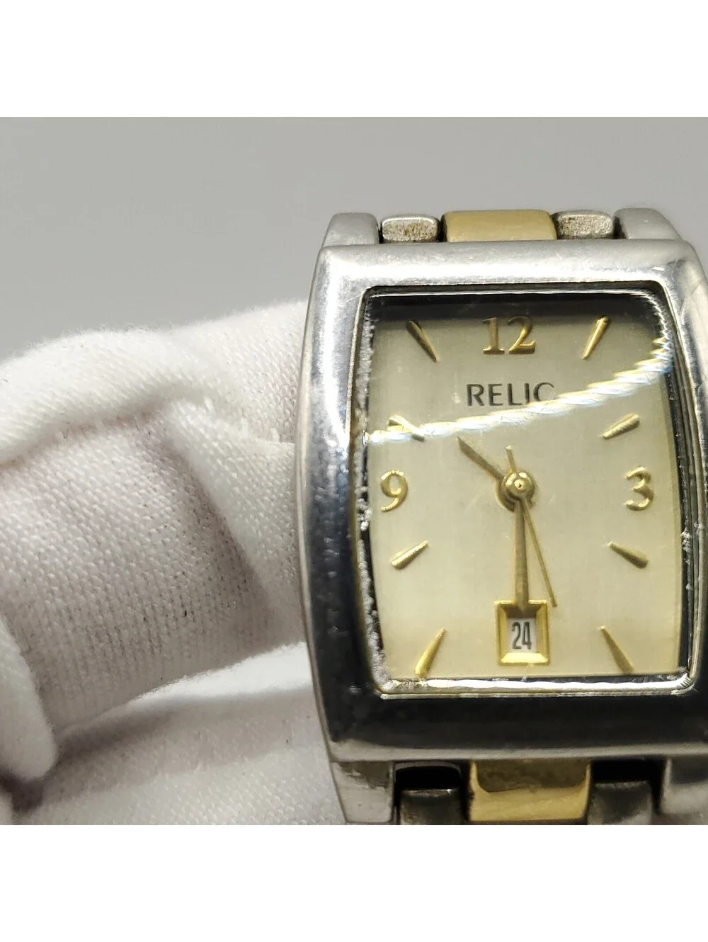 Relic By Fossil Square Womens Watch 22mm Gold Date Dial New Battery